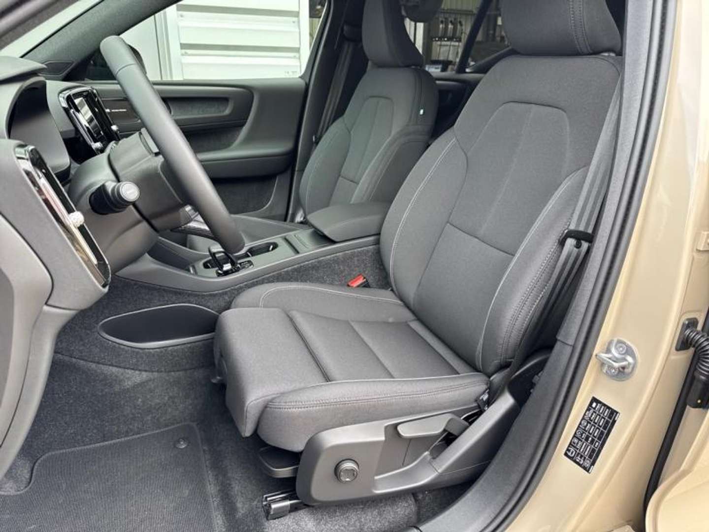 Volvo EX40 Recharge Plus - 2025 - Joinsteer - #5