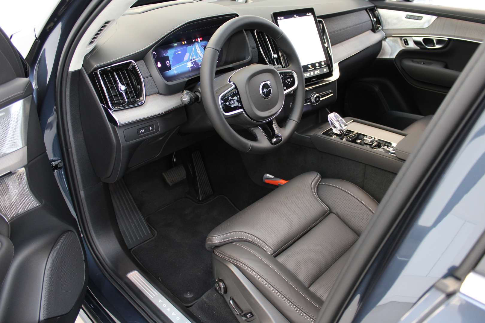 Volvo XC90 T8 Recharge Ultimate - 2025 - Joinsteer - #4