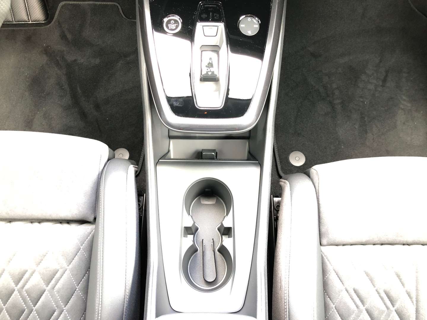 Audi Q4 Sportback 45 - 2025 - Joinsteer - #5