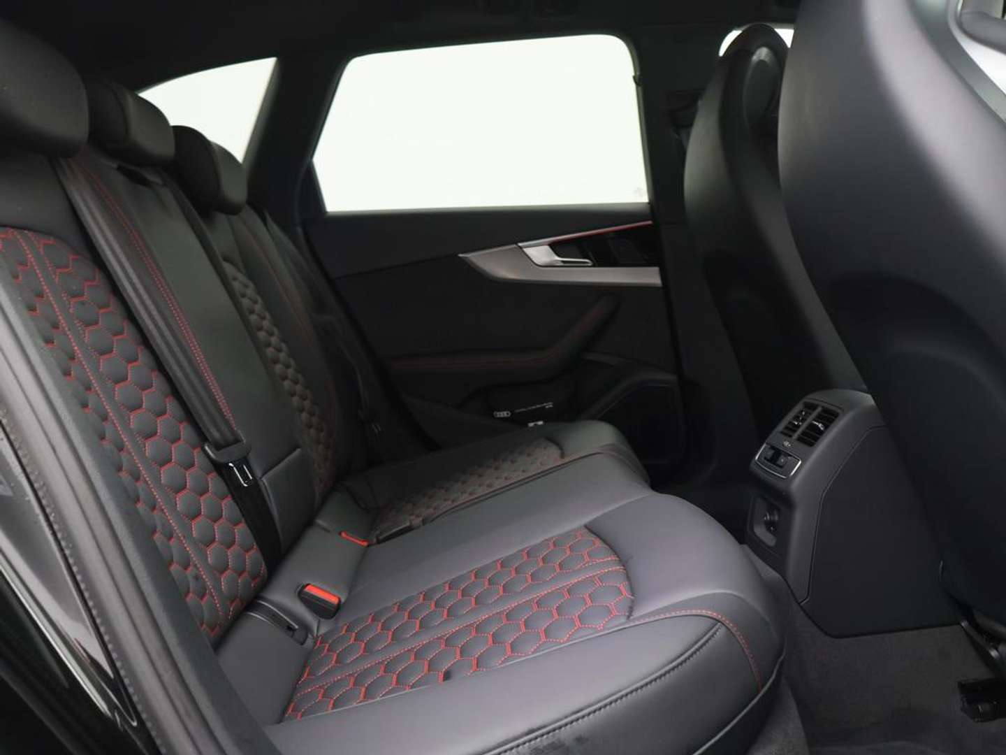 Audi RS4 Avant 2.9 TFSI V6 450 Quattro - 2024 - Joinsteer - #6