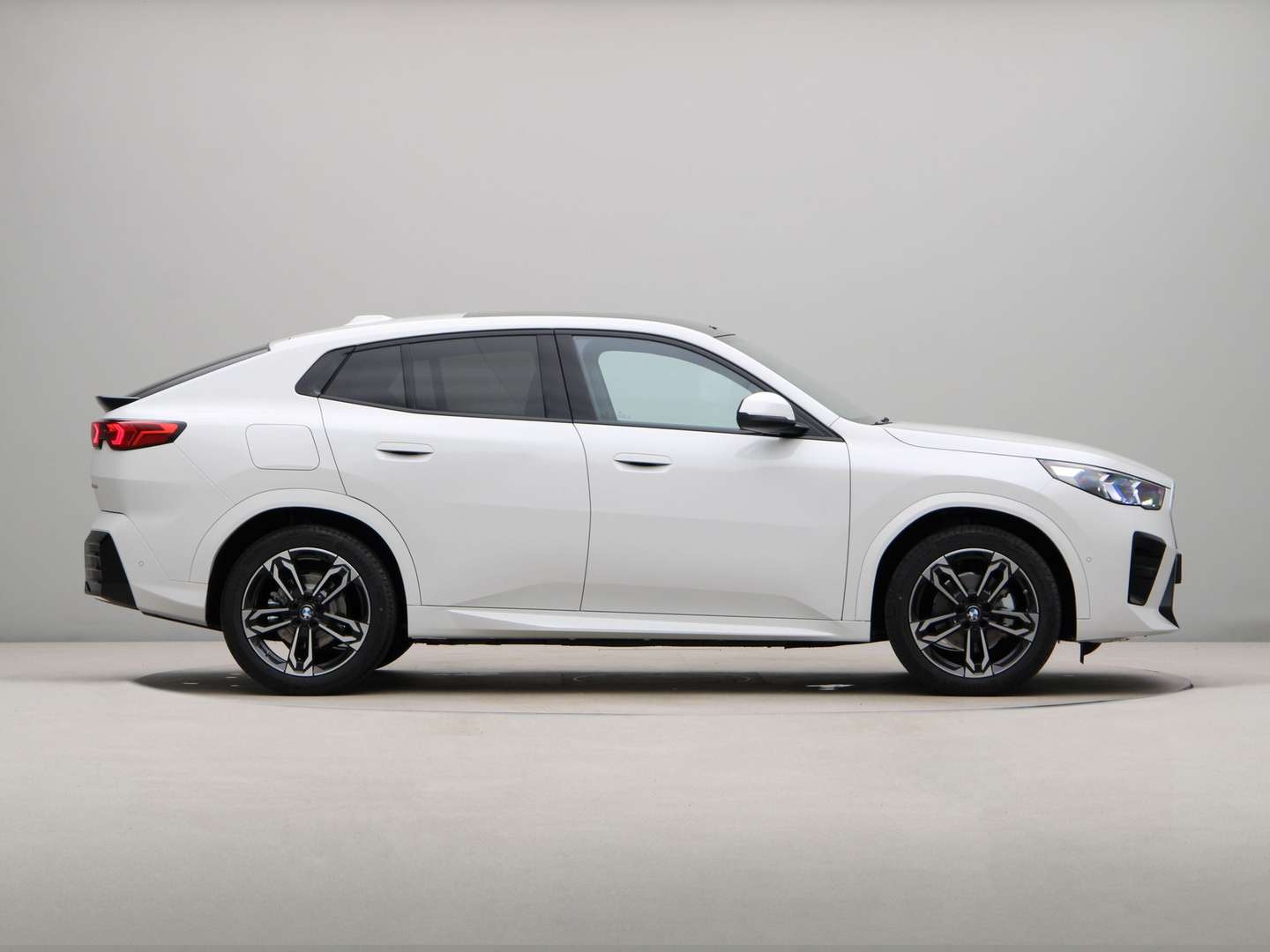 BMW IX2 M Sport Edition EDrive20 - 2025 - Joinsteer - #3