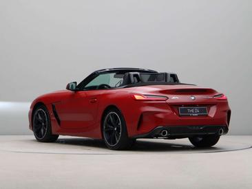 BMW Z4 SDrive20i — photo 18