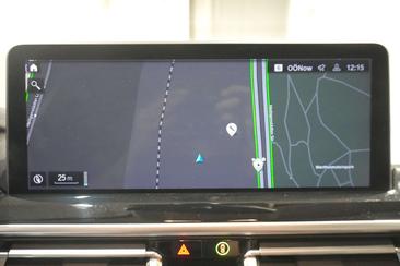 BMW X3 XDrive30e — photo 17