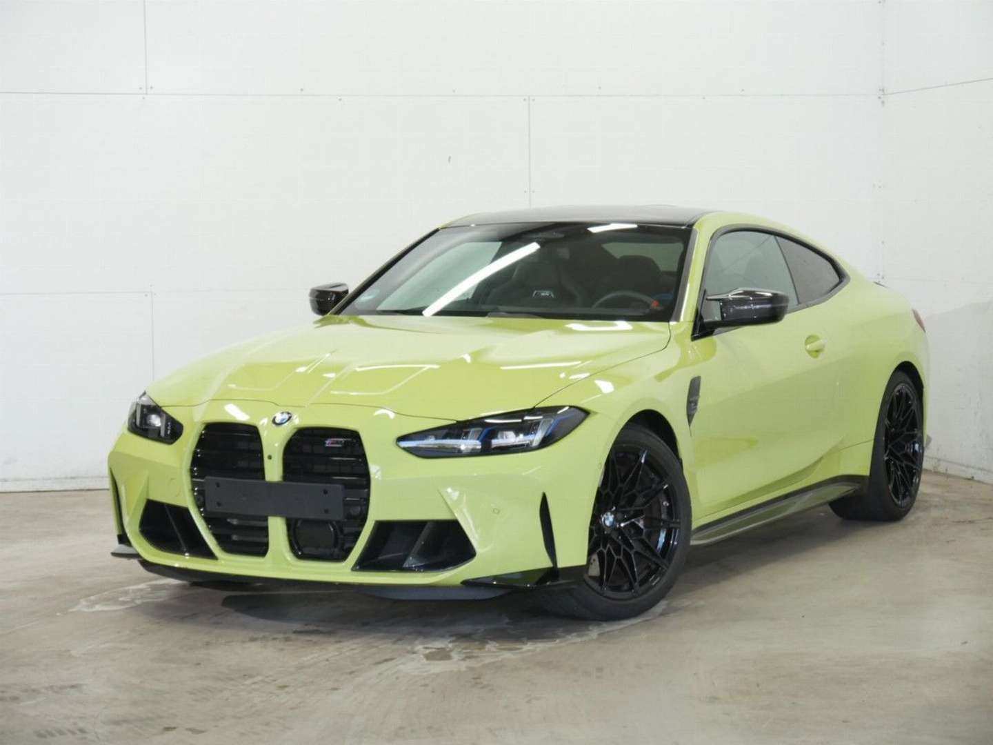 BMW M4 Carbon Comp - 2024 - Joinsteer - #1