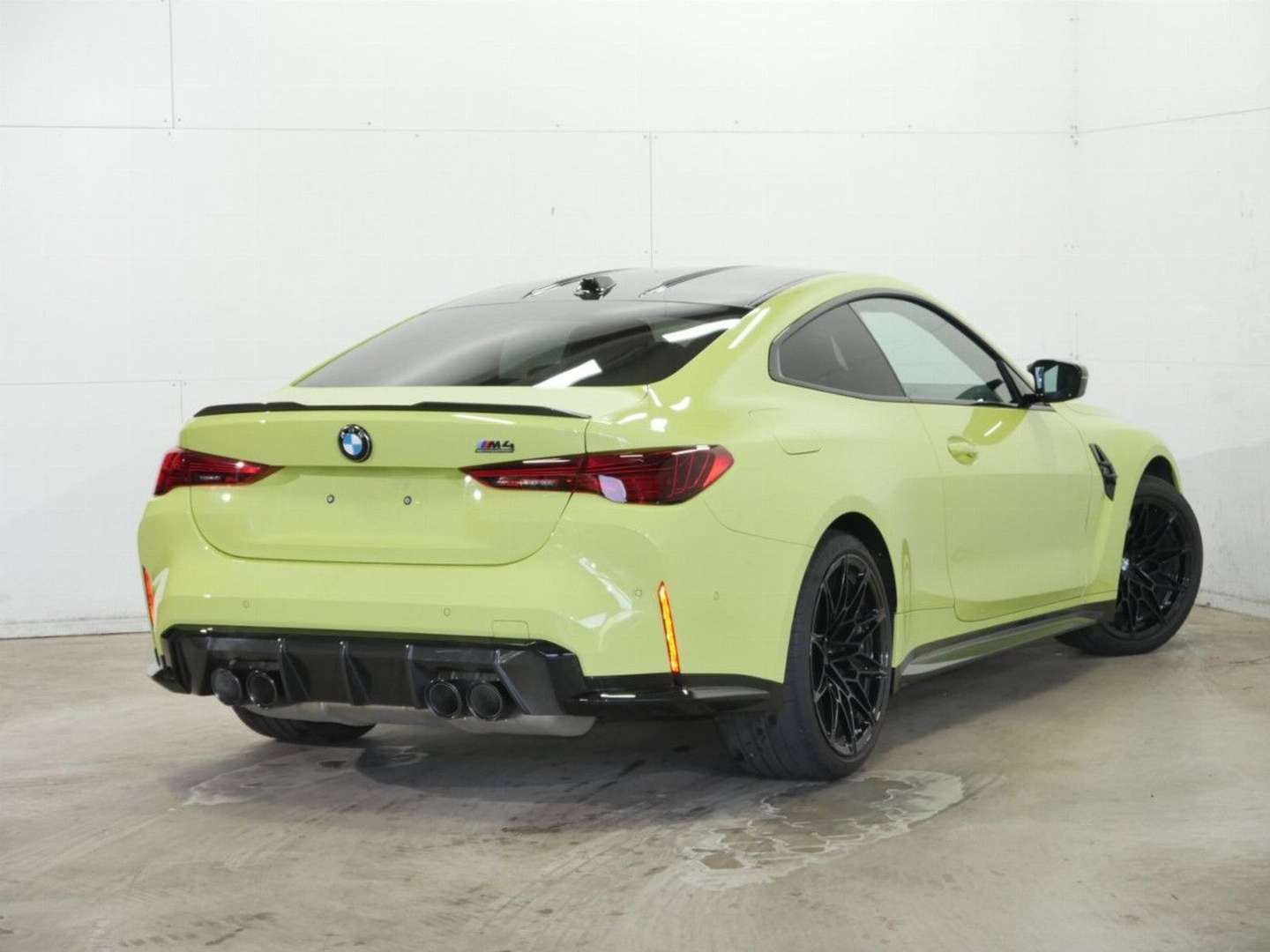 BMW M4 Carbon Comp - 2024 - Joinsteer - #4