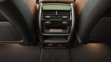 BMW X7 XDrive40d — photo 17