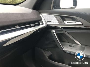 BMW IX2 M Sport Électrique — photo 25