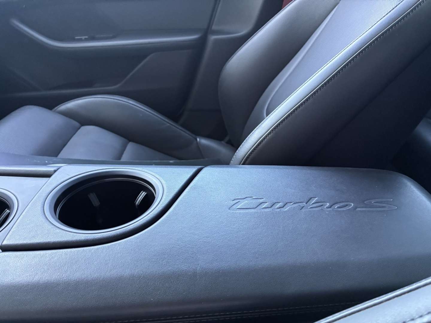 Porsche Taycan Turbo S Cross Turismo - 2022 - Joinsteer - #17