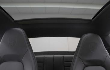 Porsche 992 I Carrera 4S — photo 20