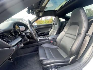 Porsche 992 I Carrera Cabriolet — photo 9