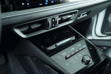 Porsche Cayenne III E-Hybrid — photo 19
