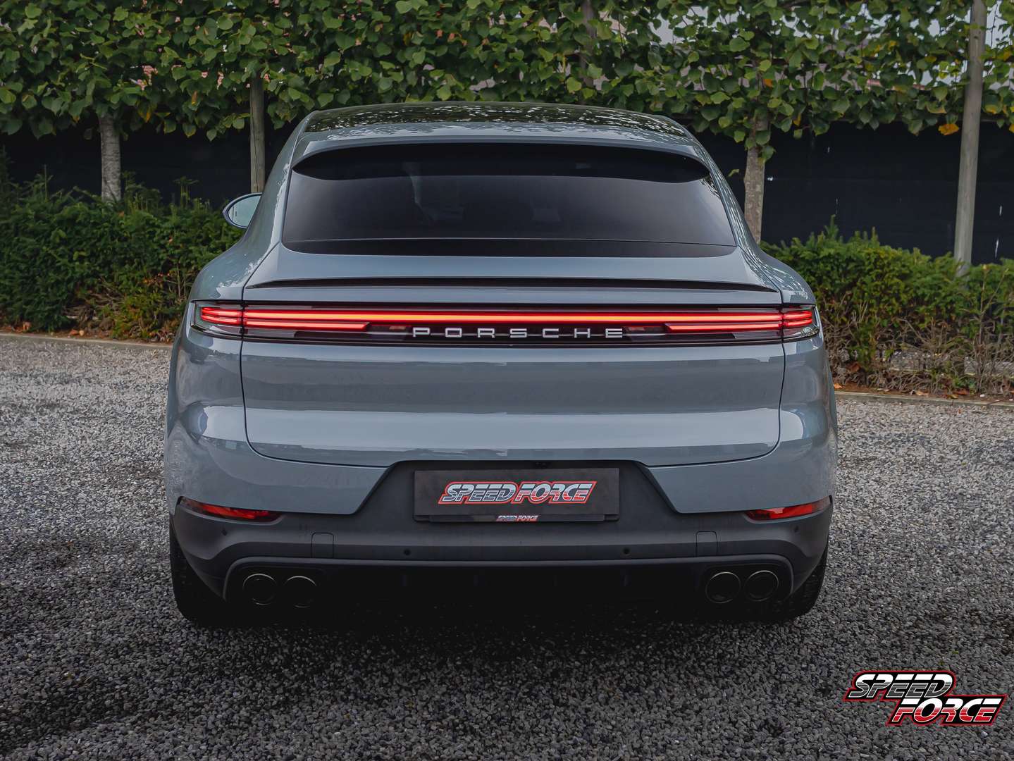 Porsche Cayenne Coupé E-Hybrid - 2024 - Joinsteer - #4