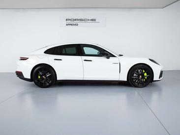 Porsche Panamera II 4 E-Hybrid — photo 6