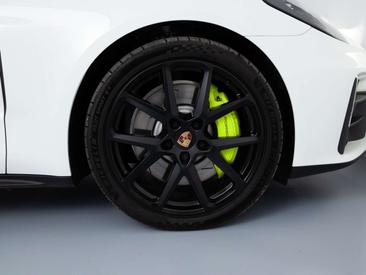 Porsche Panamera II 4 E-Hybrid — photo 9