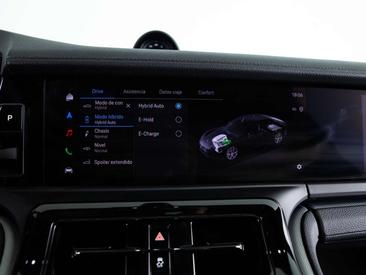 Porsche Panamera II 4 E-Hybrid — photo 18
