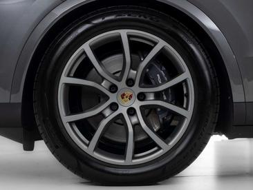 Porsche Cayenne III Coupé E-Hybrid — photo 3