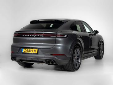 Porsche Cayenne III Coupé E-Hybrid — photo 6