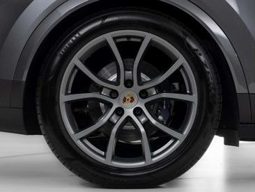 Porsche Cayenne III Coupé E-Hybrid — photo 9