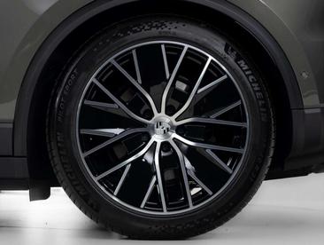 Porsche Macan Electrique 4 Electric — photo 2