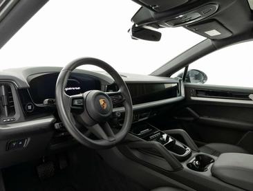 Porsche Cayenne III Coupé E-Hybrid — photo 27