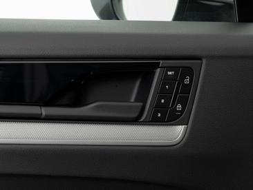 Porsche Cayenne III Coupé E-Hybrid — photo 32