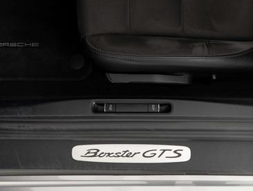 Porsche 718 Boxster GTS — photo 24