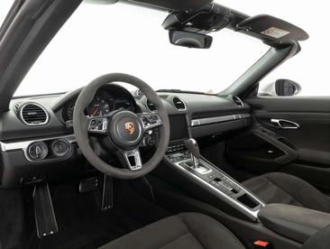 Porsche 718 Boxster GTS — photo 27