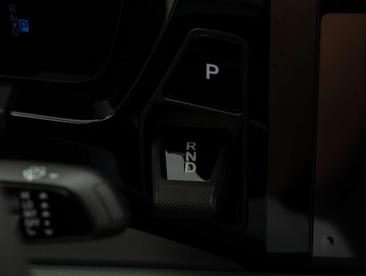 Porsche Macan Electrique 4 Electric — photo 33
