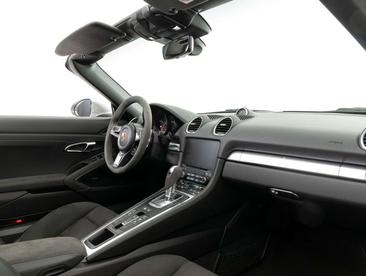 Porsche 718 Boxster GTS — photo 38