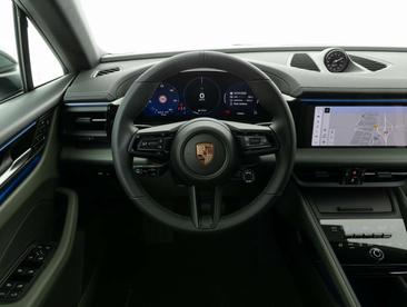 Porsche Macan Electrique 4 Electric — photo 40