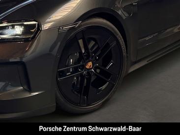 Porsche Taycan 4S Cabriolet — photo 9
