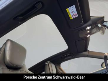 Porsche Taycan 4S Cabriolet — photo 14