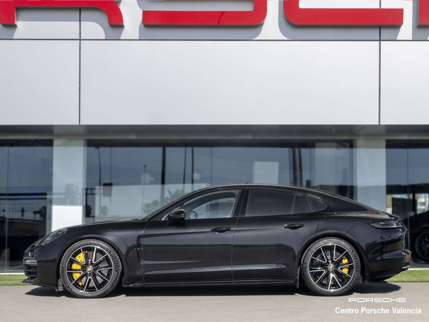 Porsche Panamera II Turbo S Cabriolet - 2023 - Joinsteer - #2
