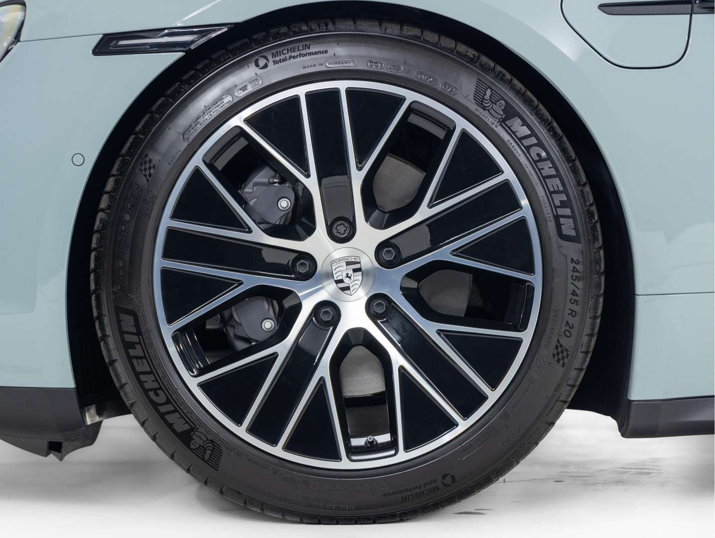 Porsche Taycan Sport Turismo - 2025 - Joinsteer - #2