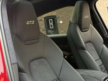 Porsche Cayenne III GTS Coupé — photo 10