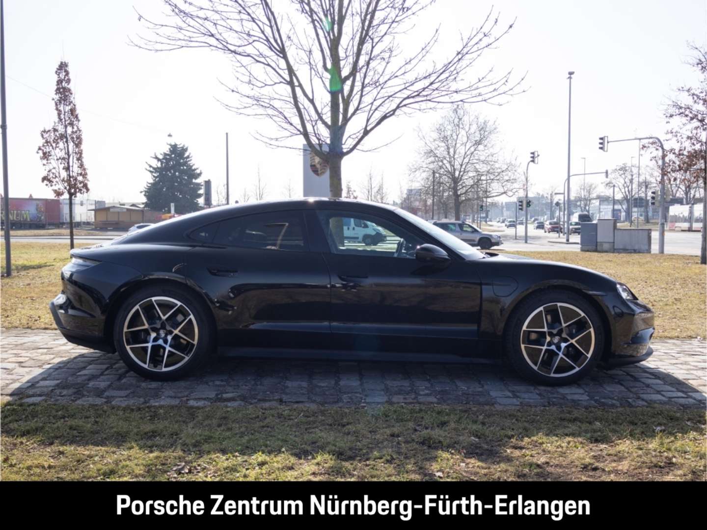 Porsche Taycan Turbo Coupé - 2025 - Joinsteer - #8