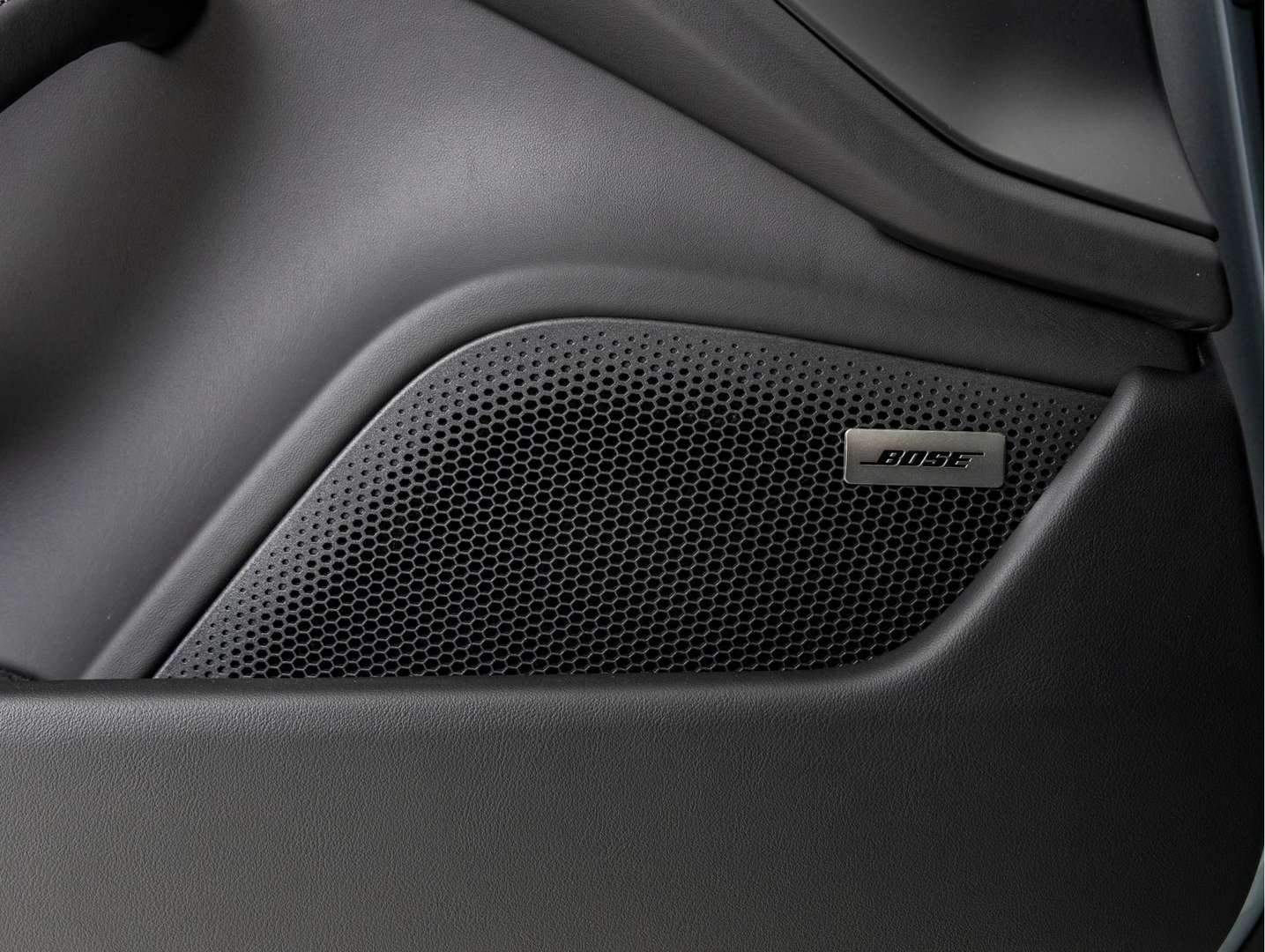 Porsche Taycan Sport Turismo - 2025 - Joinsteer - #24
