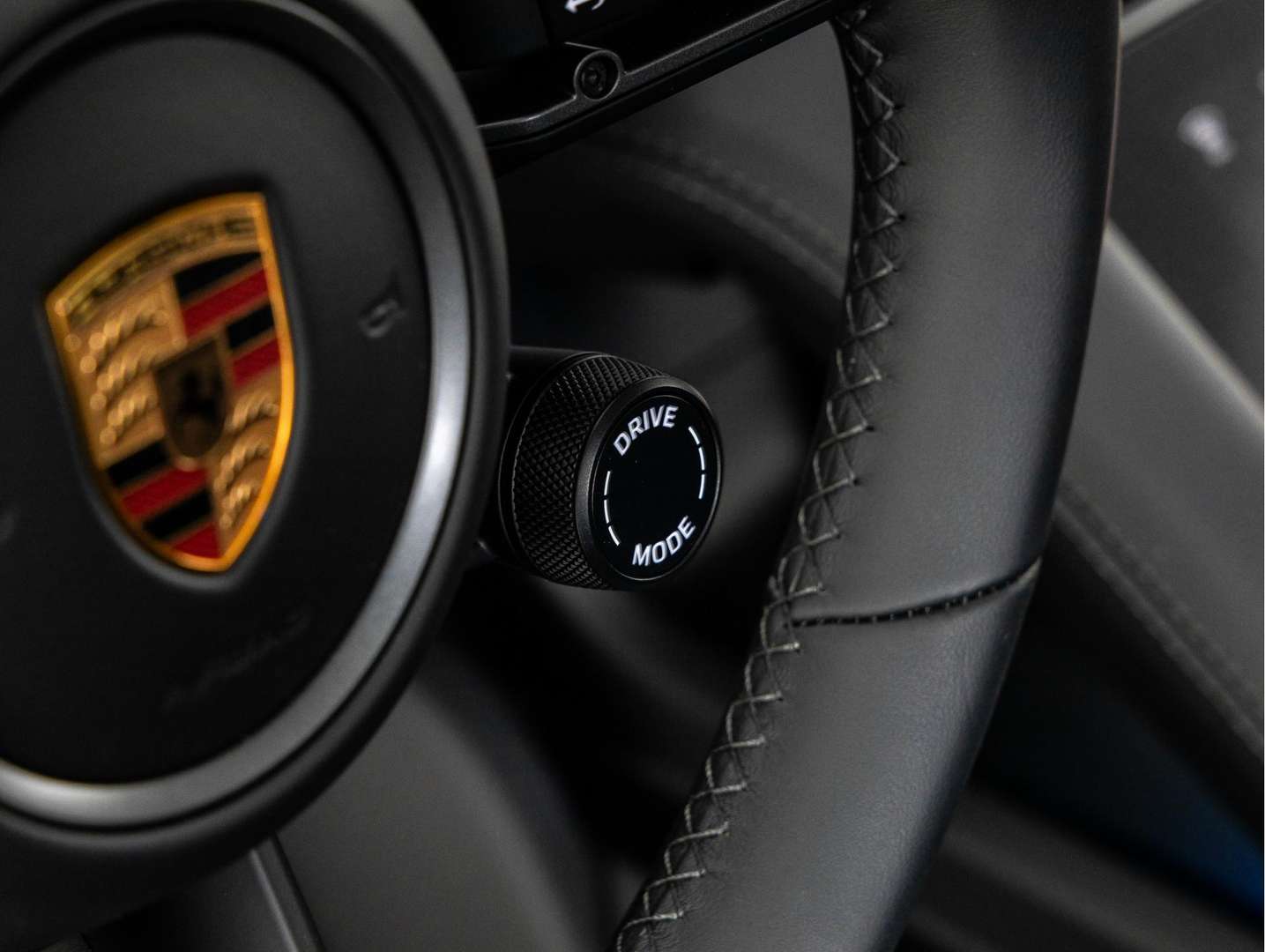 Porsche Taycan Sport Turismo - 2025 - Joinsteer - #27