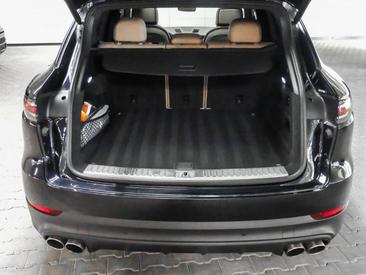 Porsche Cayenne III S Coupé — photo 23