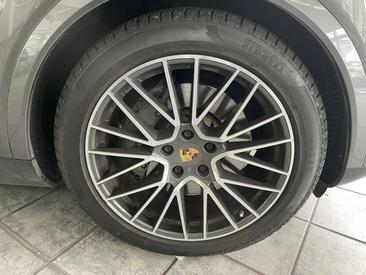 Porsche Cayenne III S Coupé — photo 25