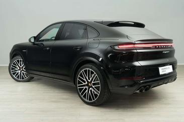 Porsche Cayenne III S E-Hybrid Coupé — photo 3