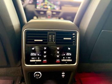 Porsche Cayenne III Turbo S E-Hybrid — photo 11