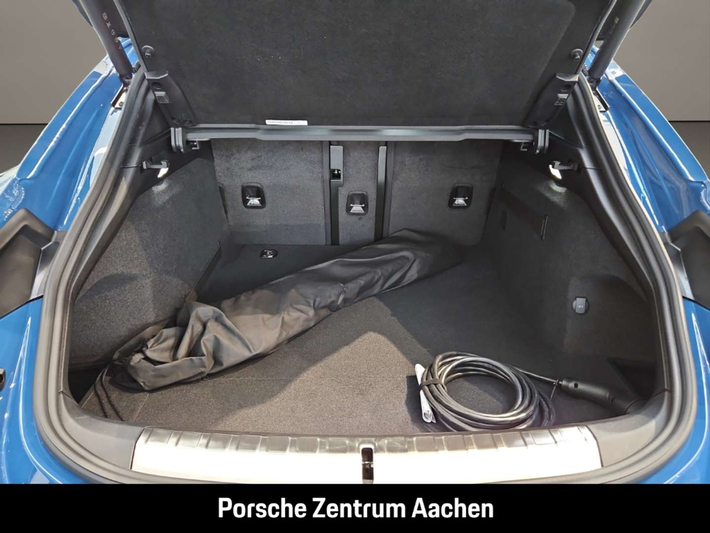 Porsche Taycan Cross Turismo 4 - 2025 - Joinsteer - #9