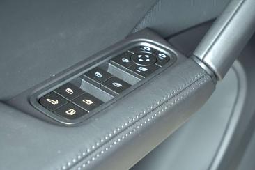Porsche Cayenne III S E-Hybrid Coupé — photo 17