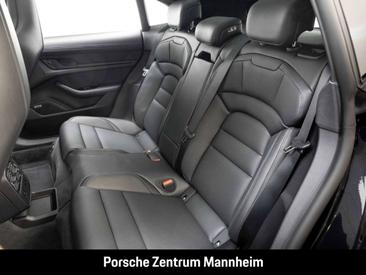 Porsche Taycan 4S Cross Turismo — photo 14