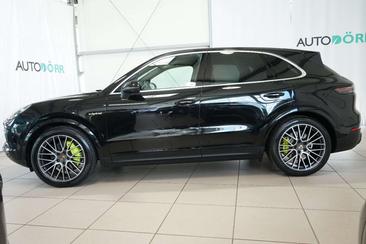 Porsche Cayenne III E-Hybrid Coupé — photo 2