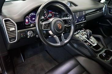 Porsche Cayenne III E-Hybrid Coupé — photo 15