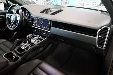 Porsche Cayenne III E-Hybrid Coupé — photo 19