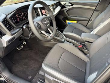 Audi A1 S Line 40 TFSI — photo 7