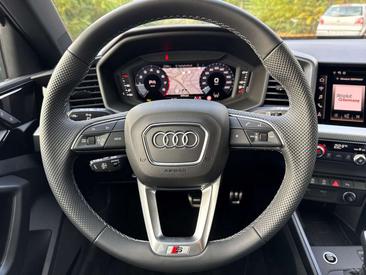 Audi A1 S Line 40 TFSI — photo 8